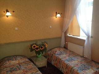 Отель Hotel Calisia Калиш Двухместный номер с 1 кроватью или 2 отдельными кроватями-3