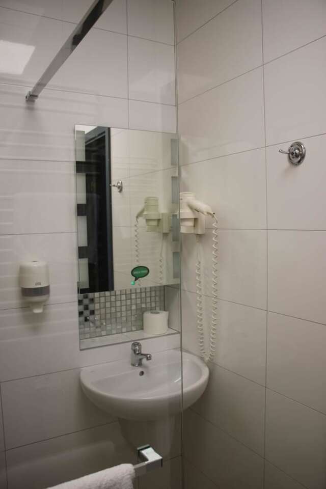 Отель Hotel Calisia Калиш-34